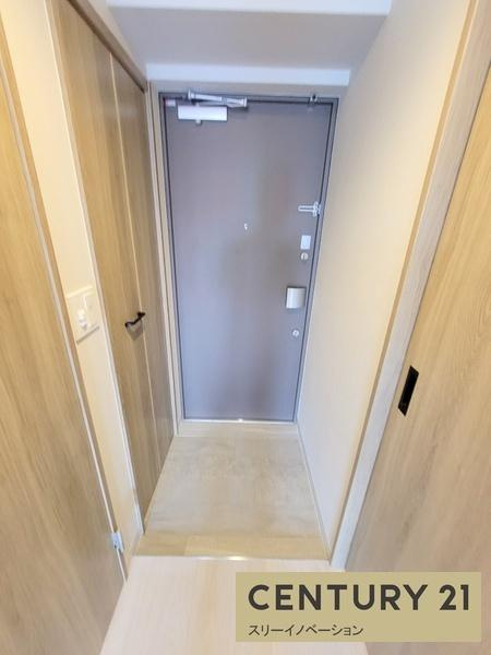Louis Residence 弁天町の玄関|★シューズインクローゼットもあります！★
