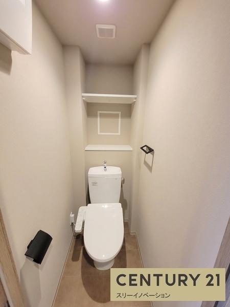 Louis Residence 弁天町のトイレ|★温水洗浄暖房便座付き★
