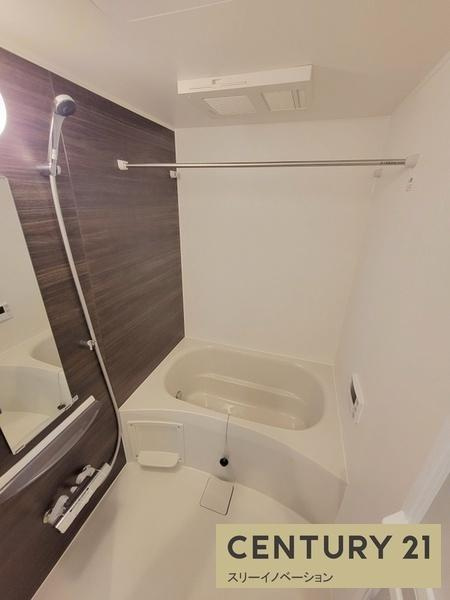 Louis Residence 弁天町の浴室|★広ーいお風呂！★