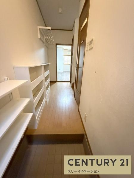 大正区三軒家西１丁目中古戸建の玄関|玄関スペースです！