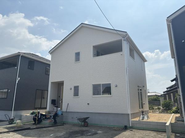 西尾市一色町野田第4　全3棟・2号棟