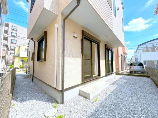 座間市相武台３丁目の中古一戸建の庭