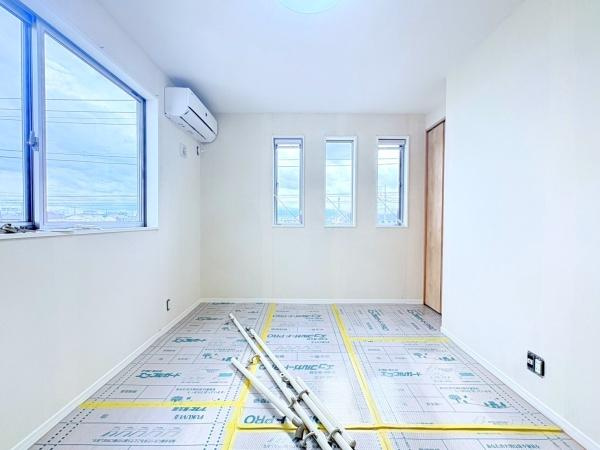 相模原市南区麻溝台５丁目の中古一戸建の洋室