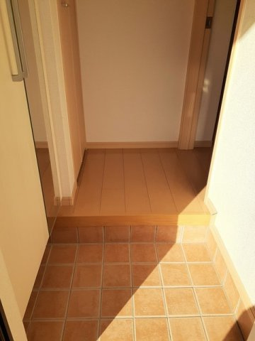 ソレイユ　咲の玄関