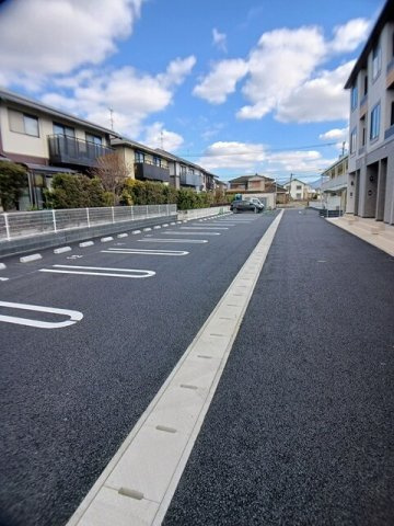 サントラップ大津南の駐車場