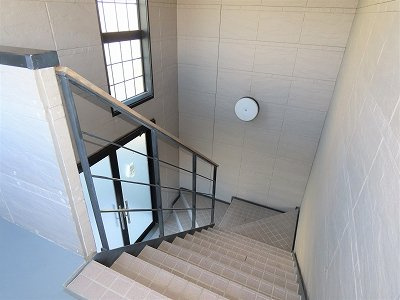 レオパレスサンガのその他|階段上からのアングルです