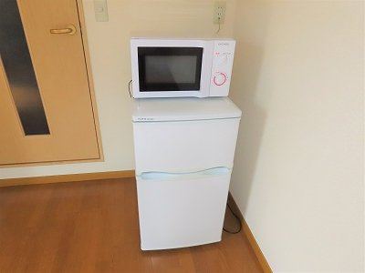 レオパレスサンガのその他|電子レンジ、冷蔵庫完備