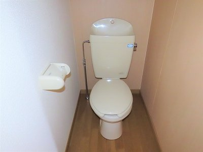 レオパレスサンガのその他|お風呂、トイレは完全別です