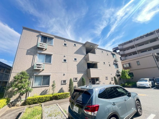 アリュール逆瀬川
