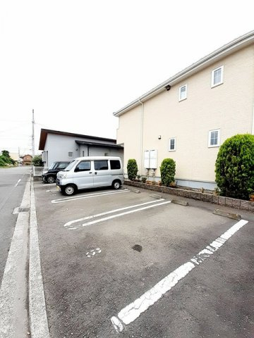 シエル・プロムナードの駐車場
