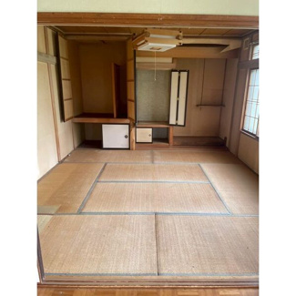 【和室】 | 桂岡町8-6貸家