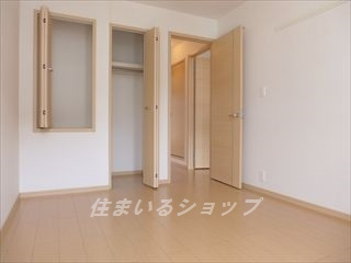 シャン・ド・フルールの収納|クローゼット