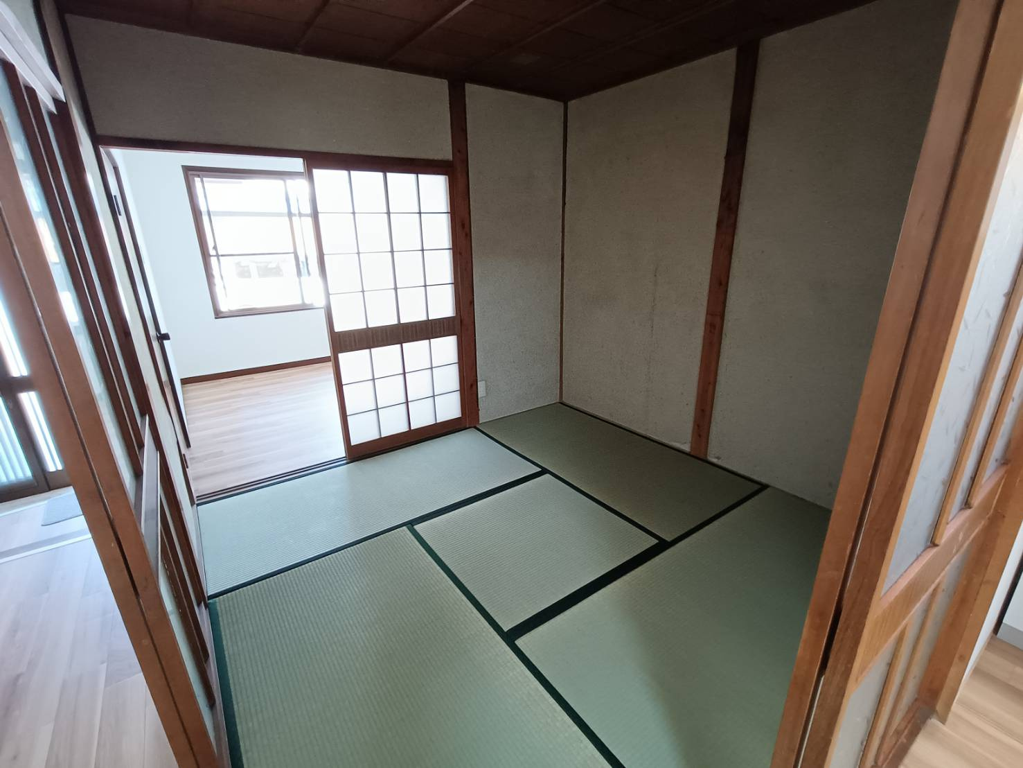 愛知県稲沢市平和町上前浪戸建ての和室|ゆったりとくつろげる和室です