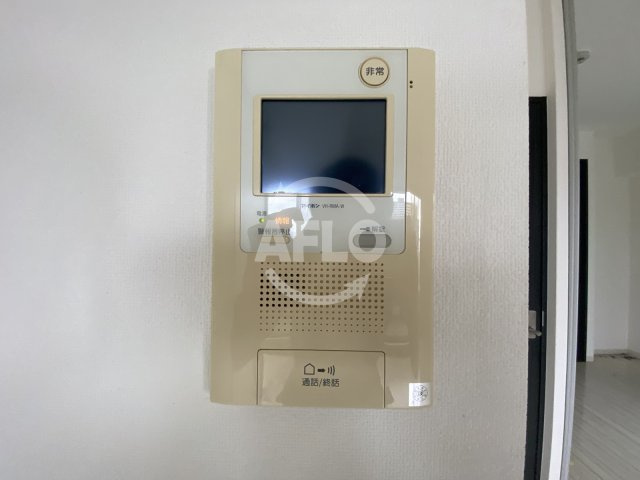 レオンコンフォート新梅田のセキュリティ|レオンコンフォート新梅田　TVモニター付きインターフォン