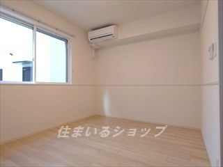 ココ　メドウ　Ⅱ　Ｂの寝室|寝室にもエアコンあり