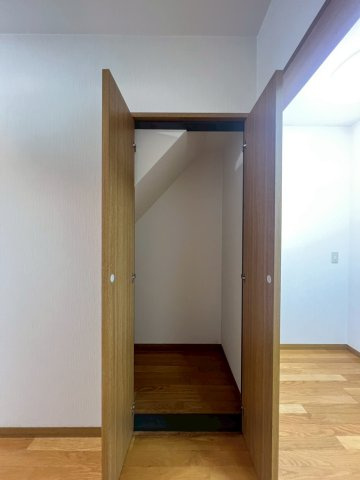 千鳥が丘3丁目戸建の収納
