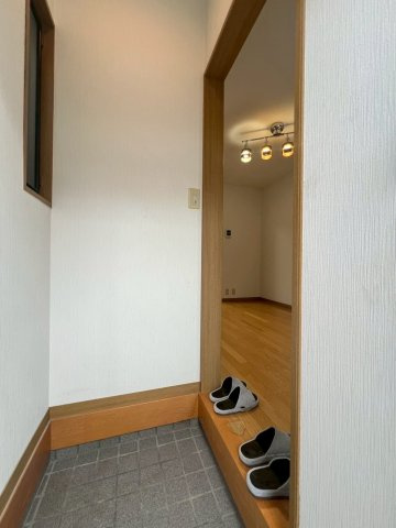 千鳥が丘3丁目戸建の玄関