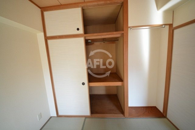 ベルンガーデン東平　中央小学校区の収納|ベルンガーデン東平　押入れ