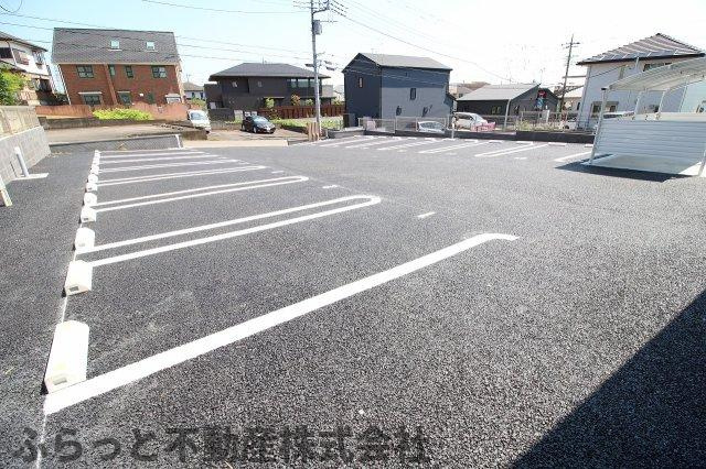 仮）阿見町岡崎新築アパートの駐車場|駐車スペースもあります