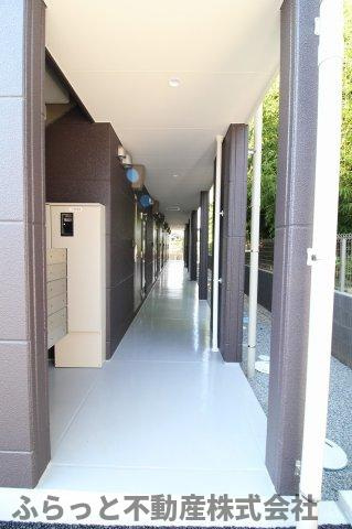仮）阿見町岡崎新築アパートのエントランス|清潔なエントランスです