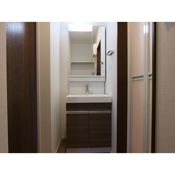 GRANDTIC志賀本通南　名古屋市賃貸　仲介手数料無料の洗面所