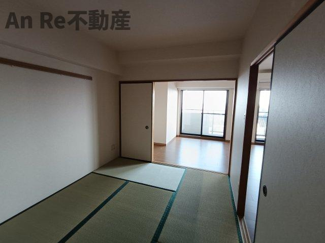 川口市戸塚２丁目の賃貸マンションの和室|別部屋イメージ写真