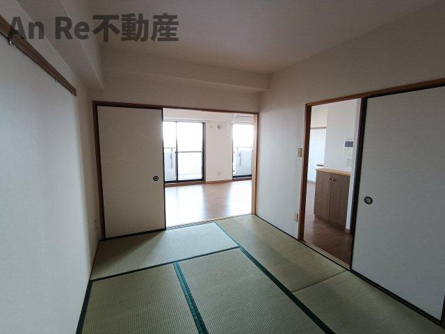 川口市戸塚２丁目の賃貸マンションの和室|別部屋イメージ写真