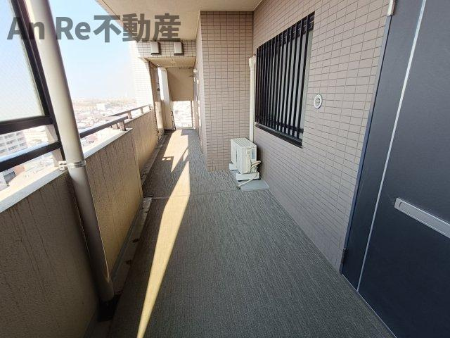 川口市戸塚２丁目の賃貸マンションのロビー
