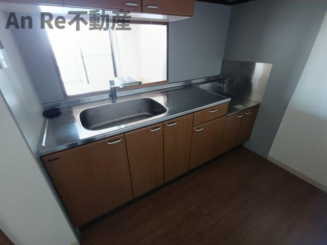 川口市戸塚２丁目の賃貸マンションのキッチン|別部屋イメージ写真