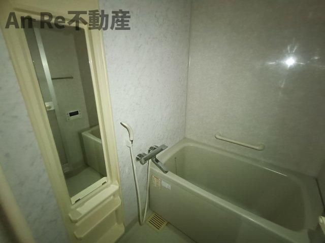 川口市戸塚２丁目の賃貸マンションの浴室|別部屋イメージ写真