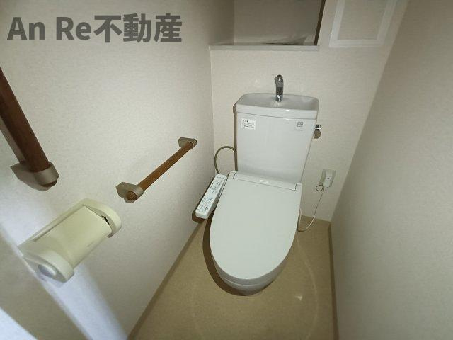 川口市戸塚２丁目の賃貸マンションのトイレ|別部屋イメージ写真
