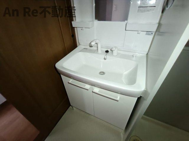 川口市戸塚２丁目の賃貸マンションの洗面所|別部屋イメージ写真