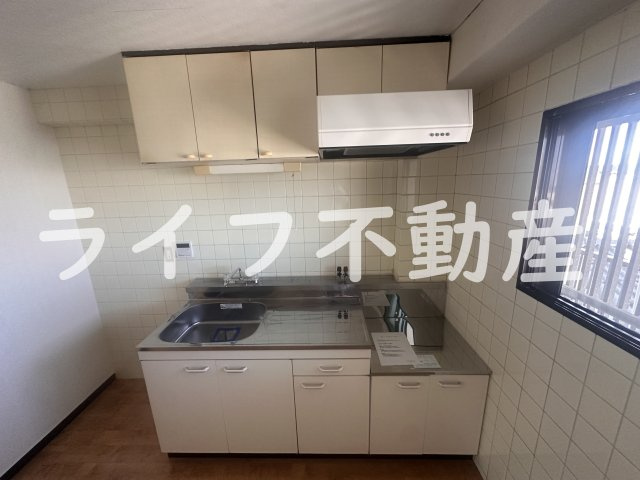 プレアール枚岡のキッチン