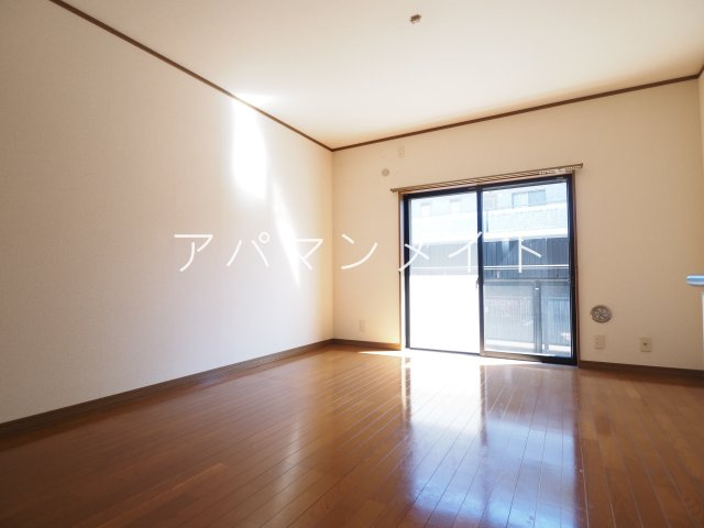 【居間・リビング】 | ベルテラス | 戸塚周辺ならアパマンメイトへＬｅｔｓ Ｇｏ ！