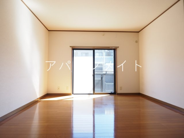 【寝室】 | ベルテラス | 落ち着いた色調の寝室です