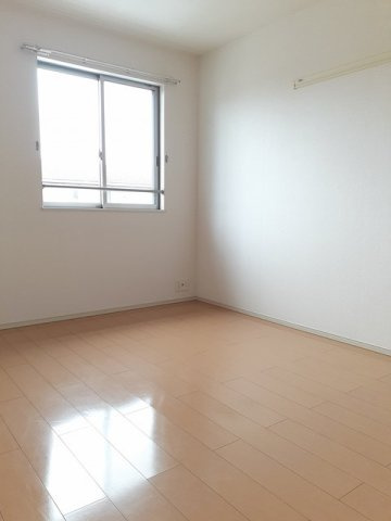 内装は落ち着いています
