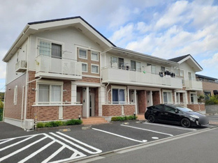 落ち着いた雰囲気の外観です
