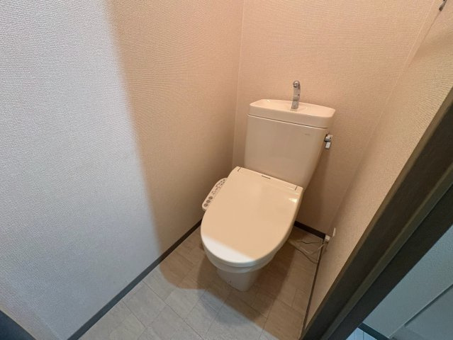 グレイスコート峰塚B棟のトイレ