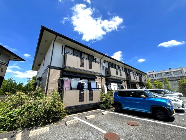 グレイスコート峰塚B棟の外観