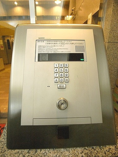 オートロック　※前回募集時2014年2月の写真