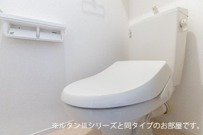 【トイレ】 | フォルトゥーナ　播磨 | 落ち着いた色調のトイレです