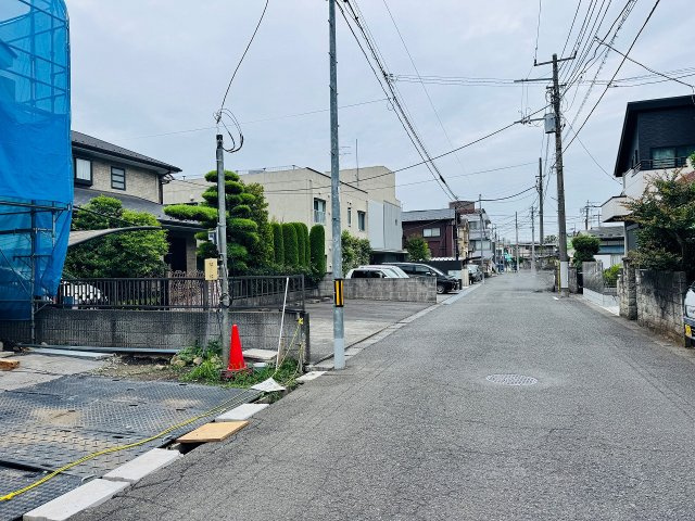 八王子市　台町　新築一戸建て　１３期の前面道路含む現地写真|～東6ｍ道路　駐車もしやすいです～