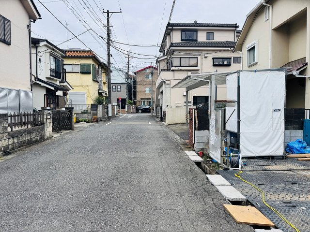 八王子市　台町　新築一戸建て　１３期の前面道路含む現地写真|～東6ｍ道路　駐車もしやすいです～