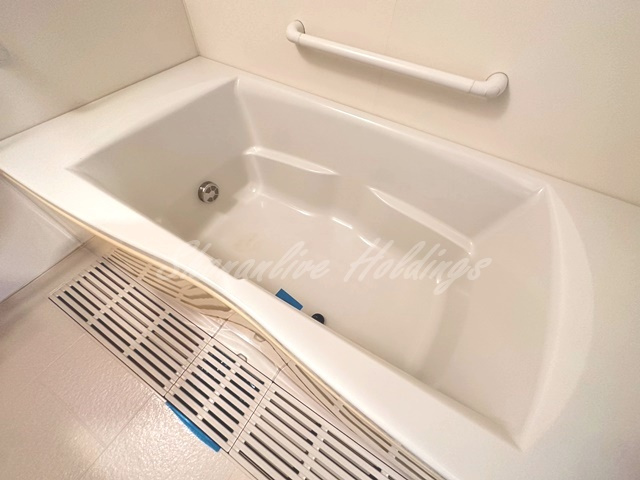 リアライズ横須賀の浴室