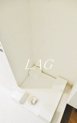【設備】 | Ｌａ　Ｍａｉｓｏｎ　ｄｅ　Ｍｉｔｓｕｉ　田園調布 | 室内洗濯機置場です。