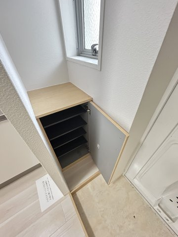 植田マンション神前の収納