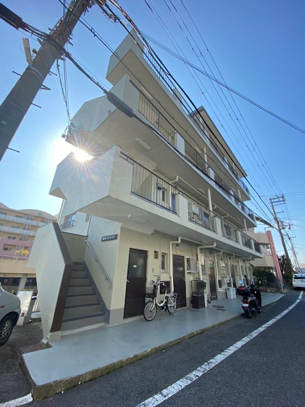 植田マンション神前の外観