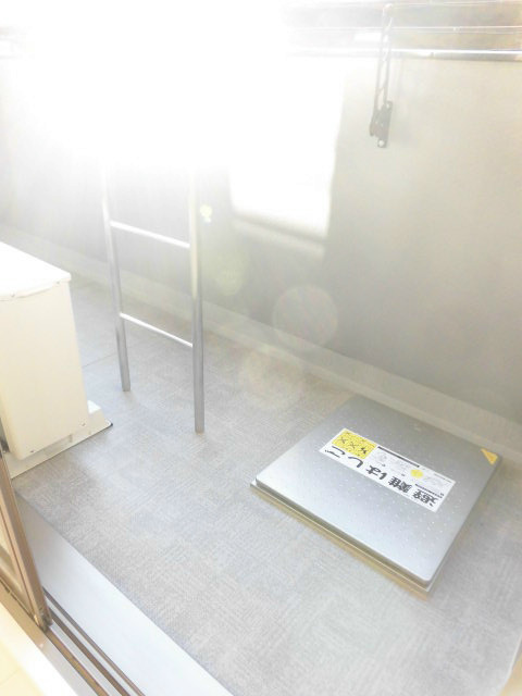 ララプレイス神戸西元町のバルコニー