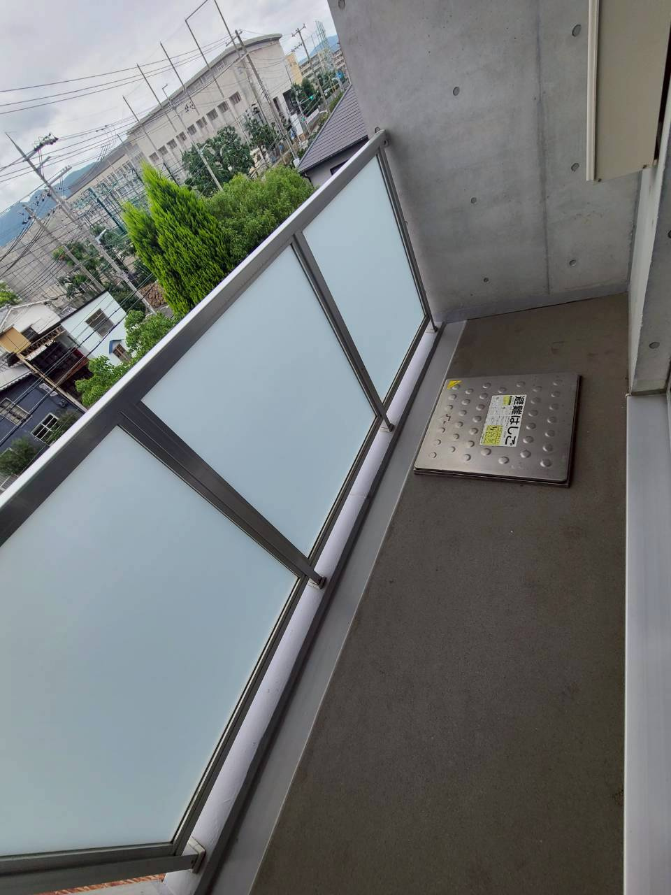 レジディア甲東園のバルコニー