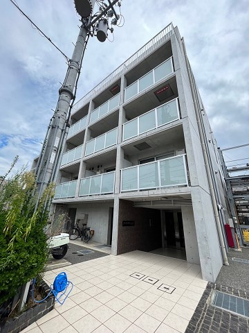 レジディア甲東園の外観